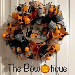 13 inch Halloween Ribbon Wreath Black Cat MW6